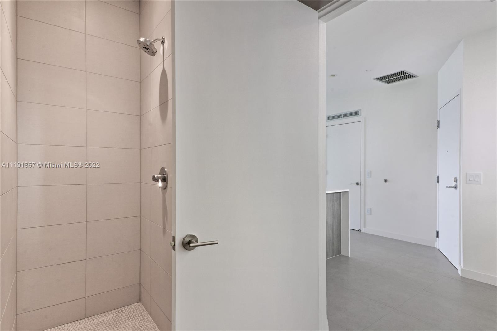 BISCAYNE BEACH CONDO - Residential