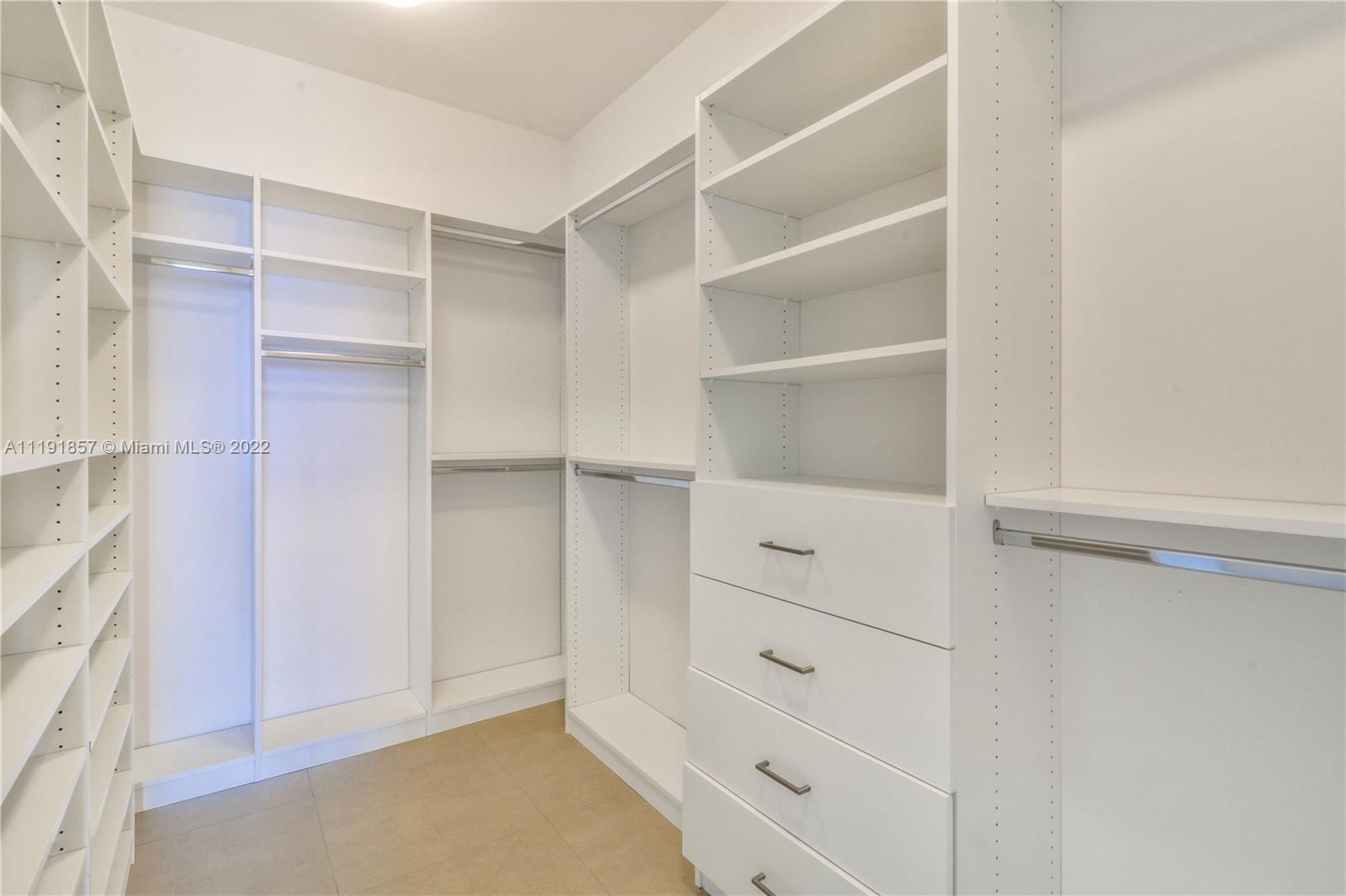 BISCAYNE BEACH CONDO - Residential