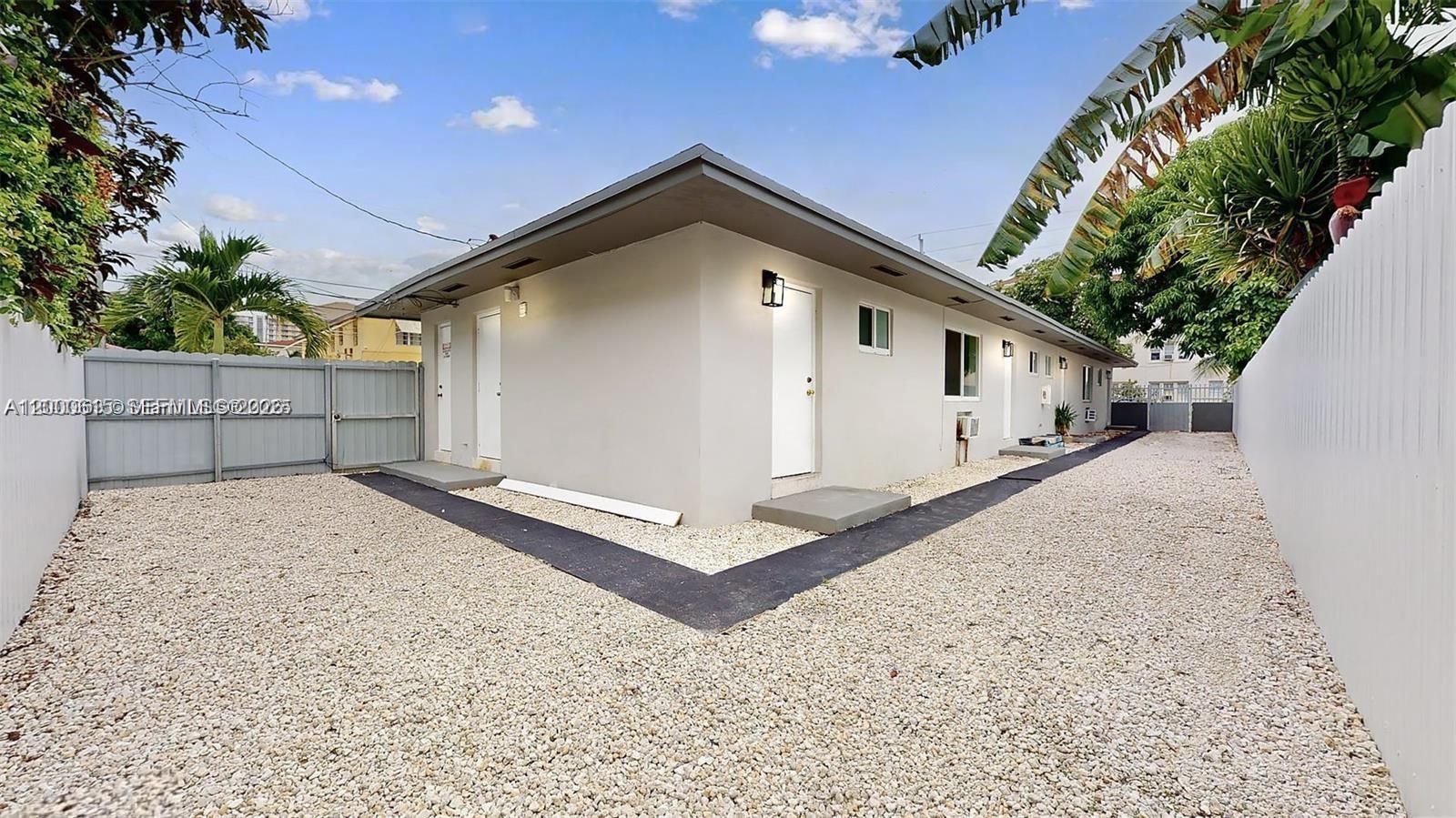 CAROLINA COURT A R-S - Residential Lease