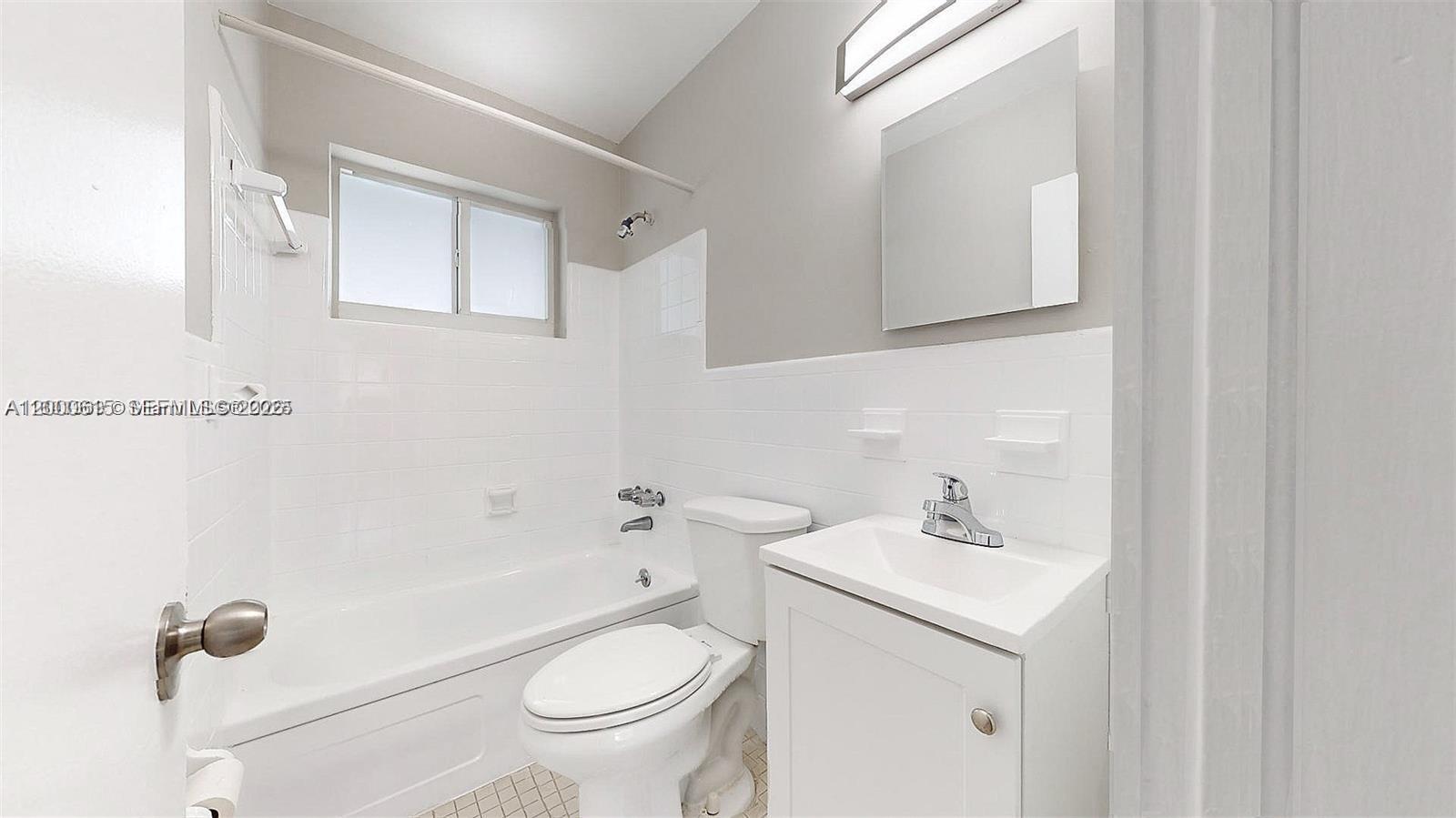 CAROLINA COURT A R-S - Residential Lease