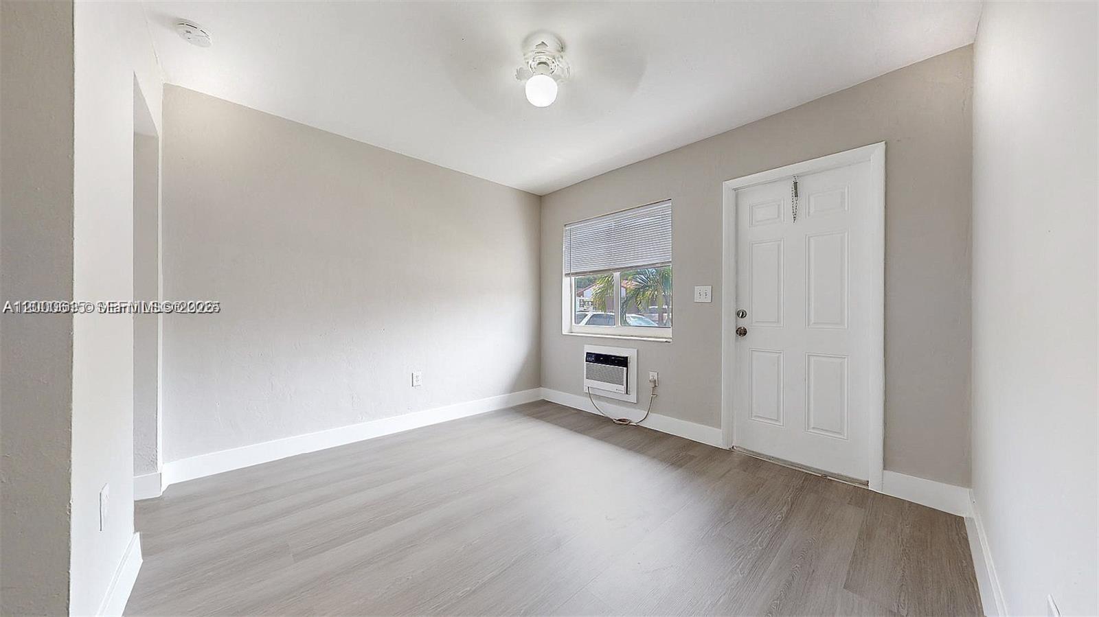 CAROLINA COURT A R-S - Residential Lease