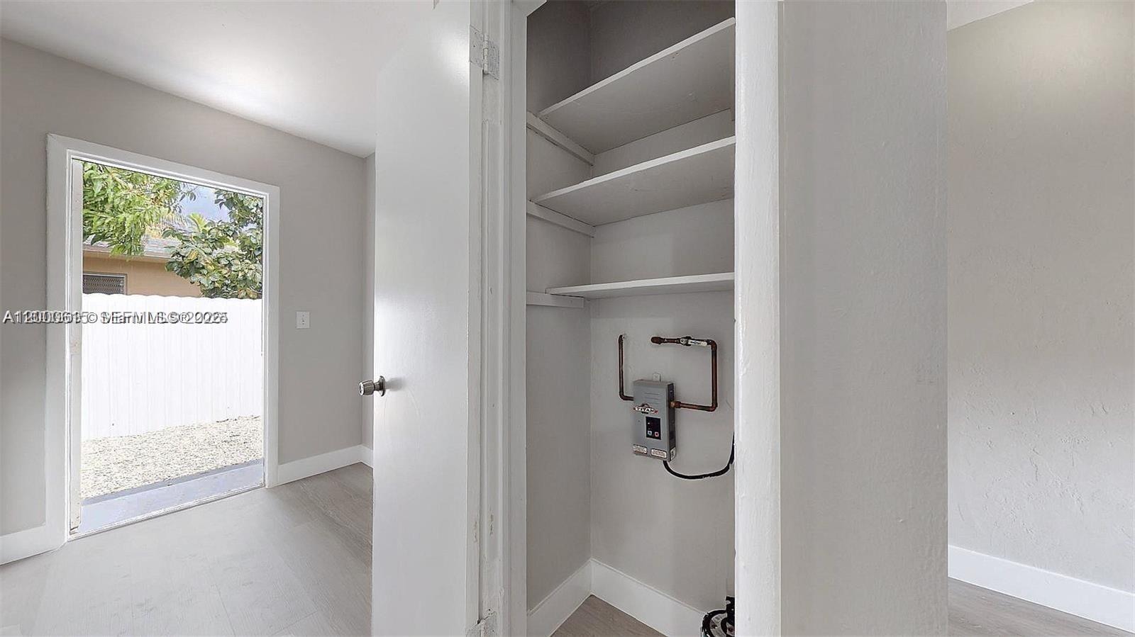 CAROLINA COURT A R-S - Residential Lease