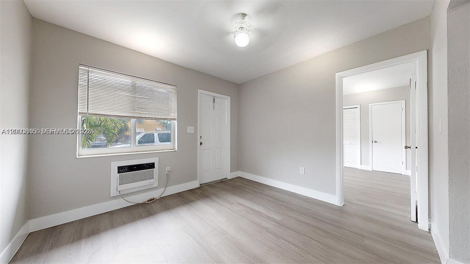 CAROLINA COURT A R-S - Residential Lease