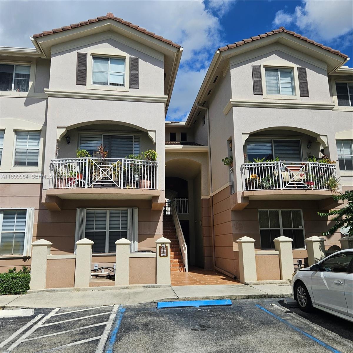 CENTURY PARK CONDO NO 2 - Residential Lease