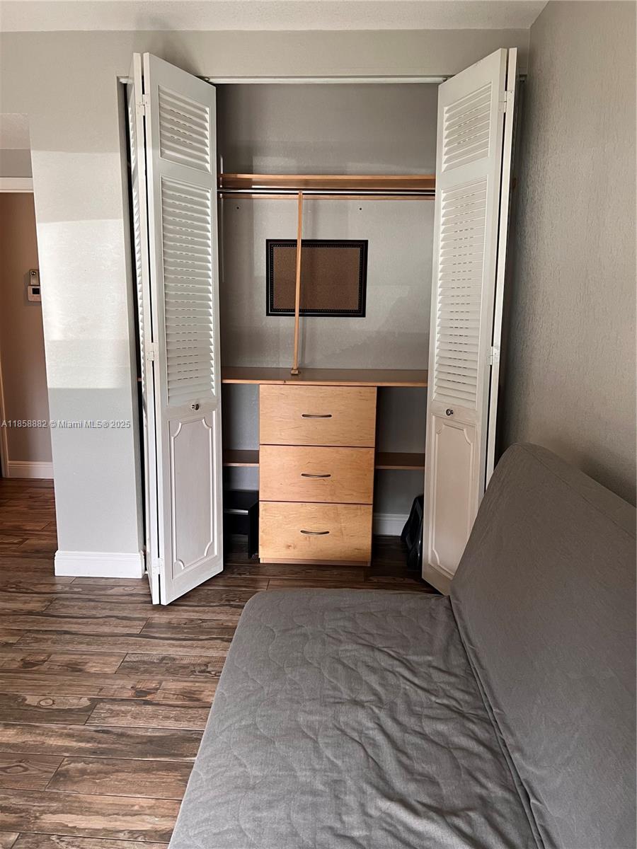 LADO DEL RIO CONDO - Residential Lease