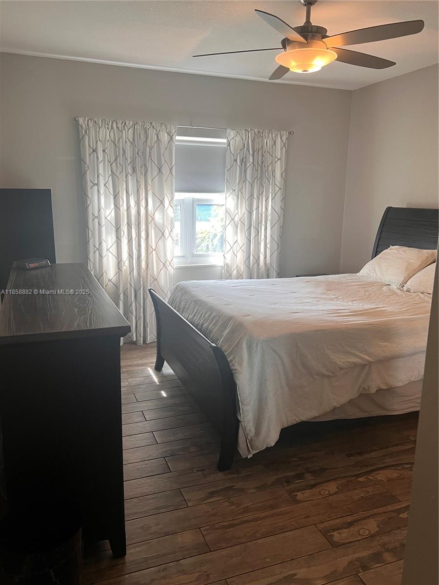 LADO DEL RIO CONDO - Residential Lease