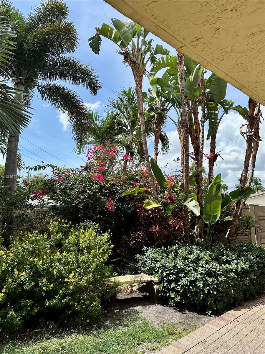 TUDOR MANOR CONDO - Residential Lease