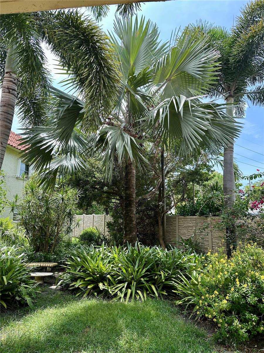 TUDOR MANOR CONDO - Residential Lease