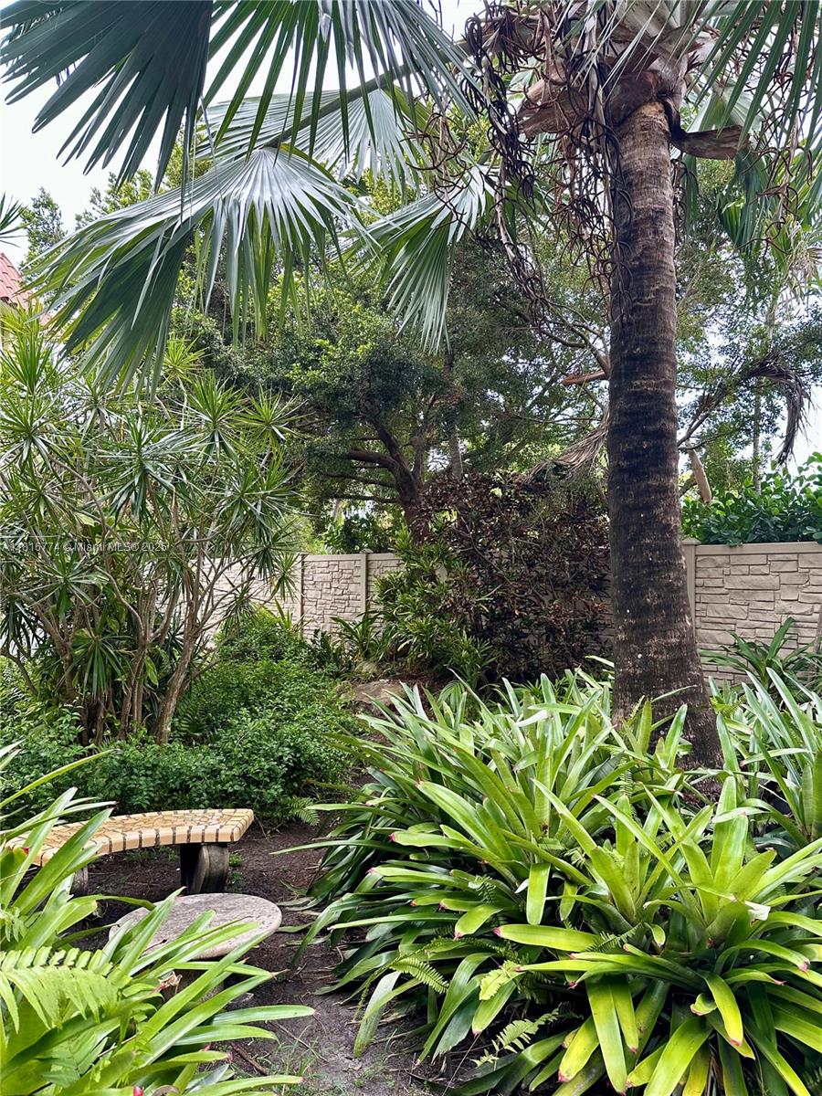 TUDOR MANOR CONDO - Residential Lease