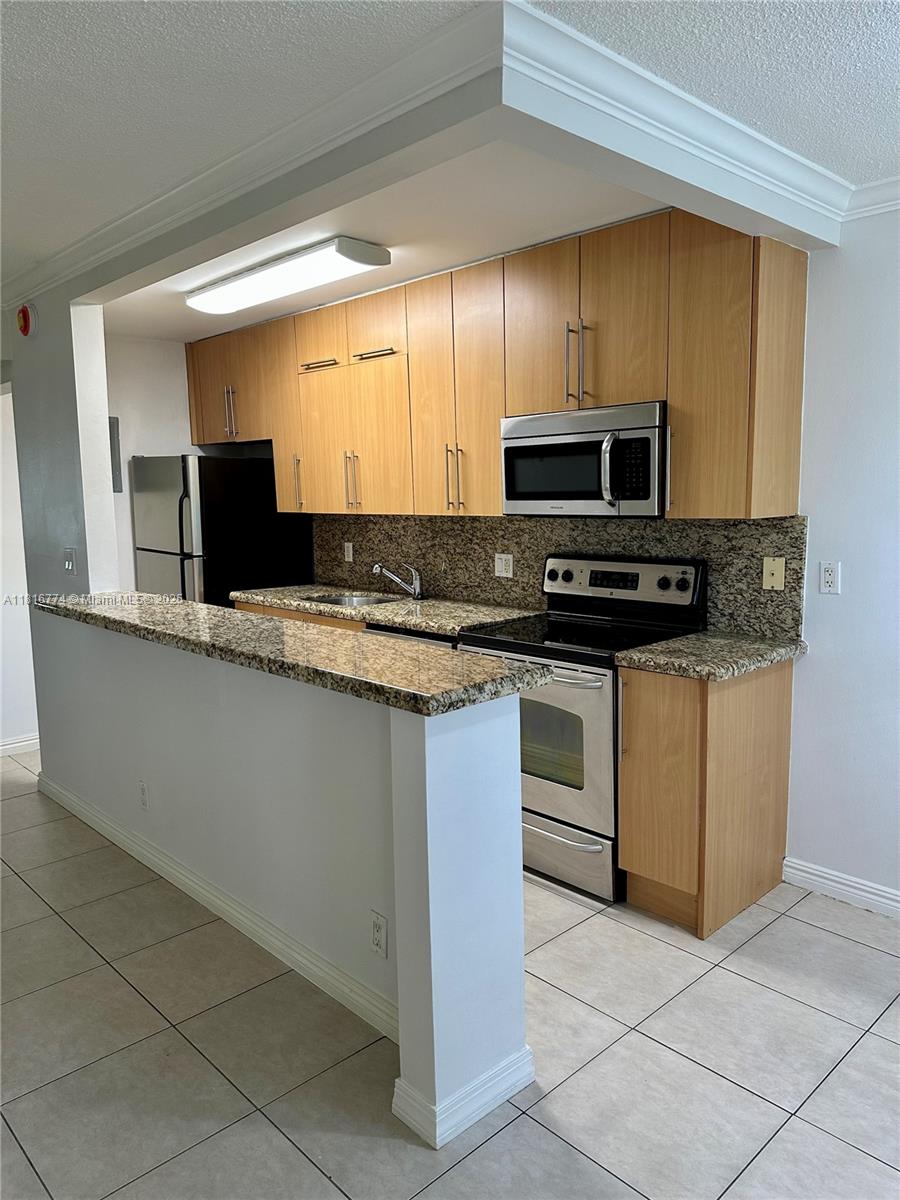 TUDOR MANOR CONDO - Residential Lease