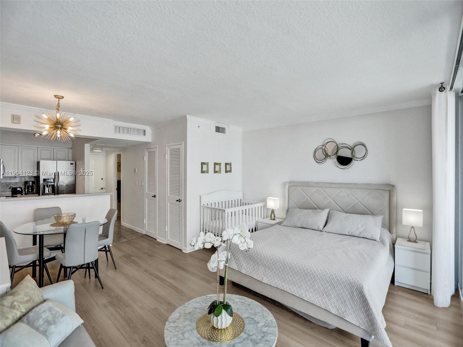 WAVE CONDO - Residential Lease