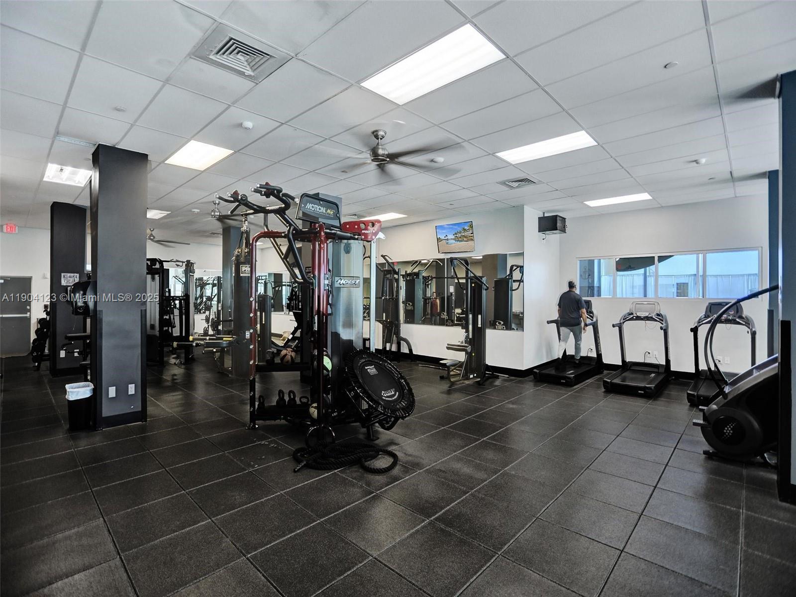 WAVE CONDO - Residential Lease