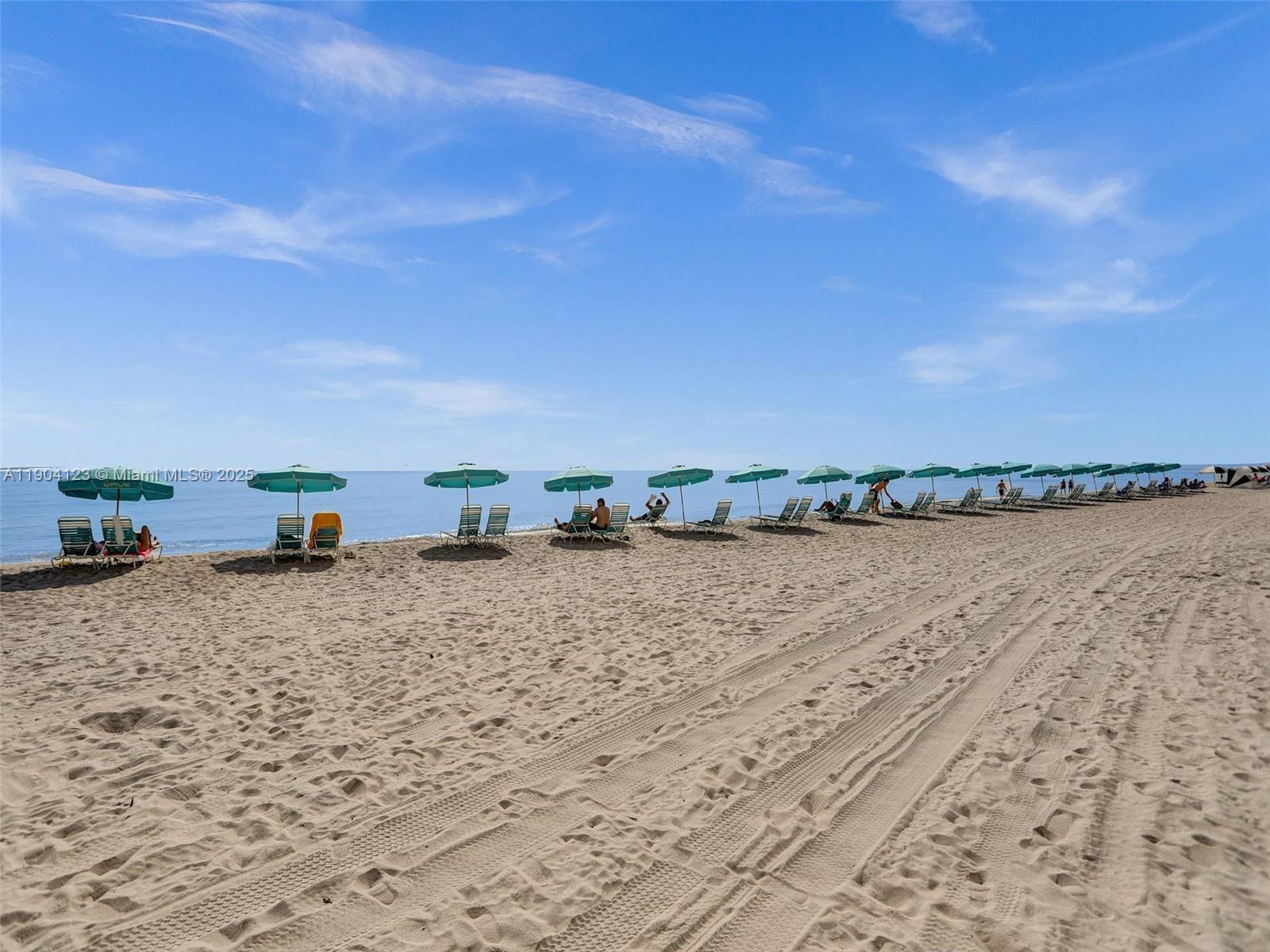 WAVE CONDO - Residential Lease