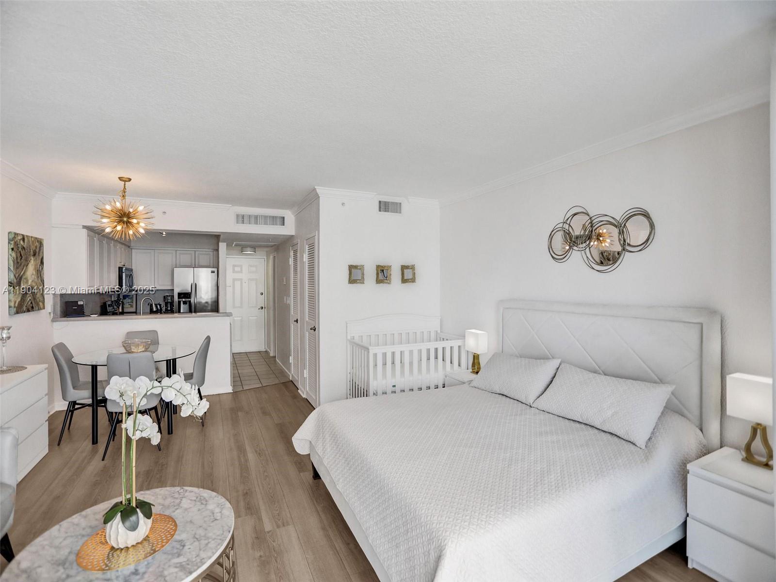 WAVE CONDO - Residential Lease