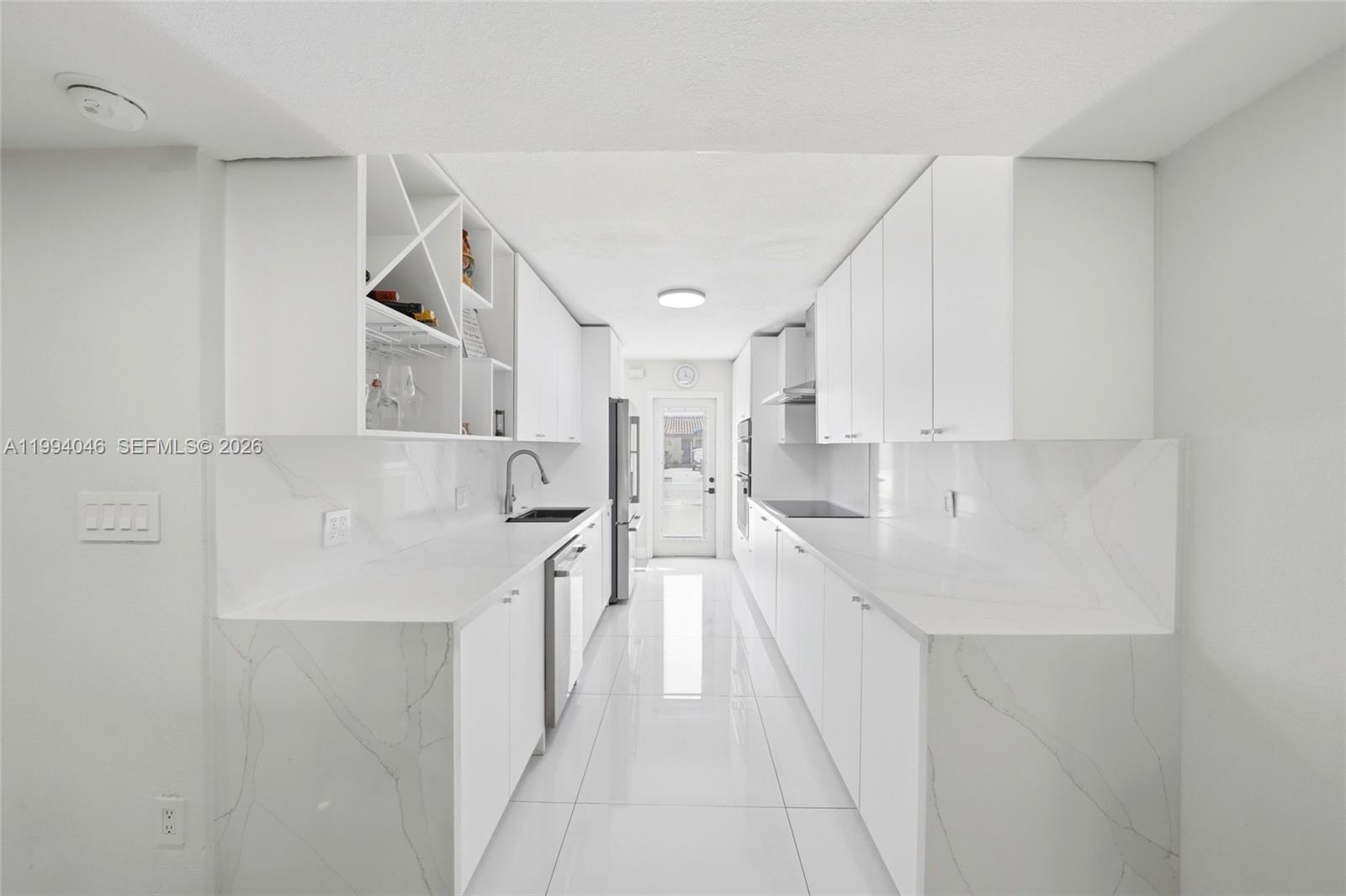 FLAMINGO LAKE - Residential