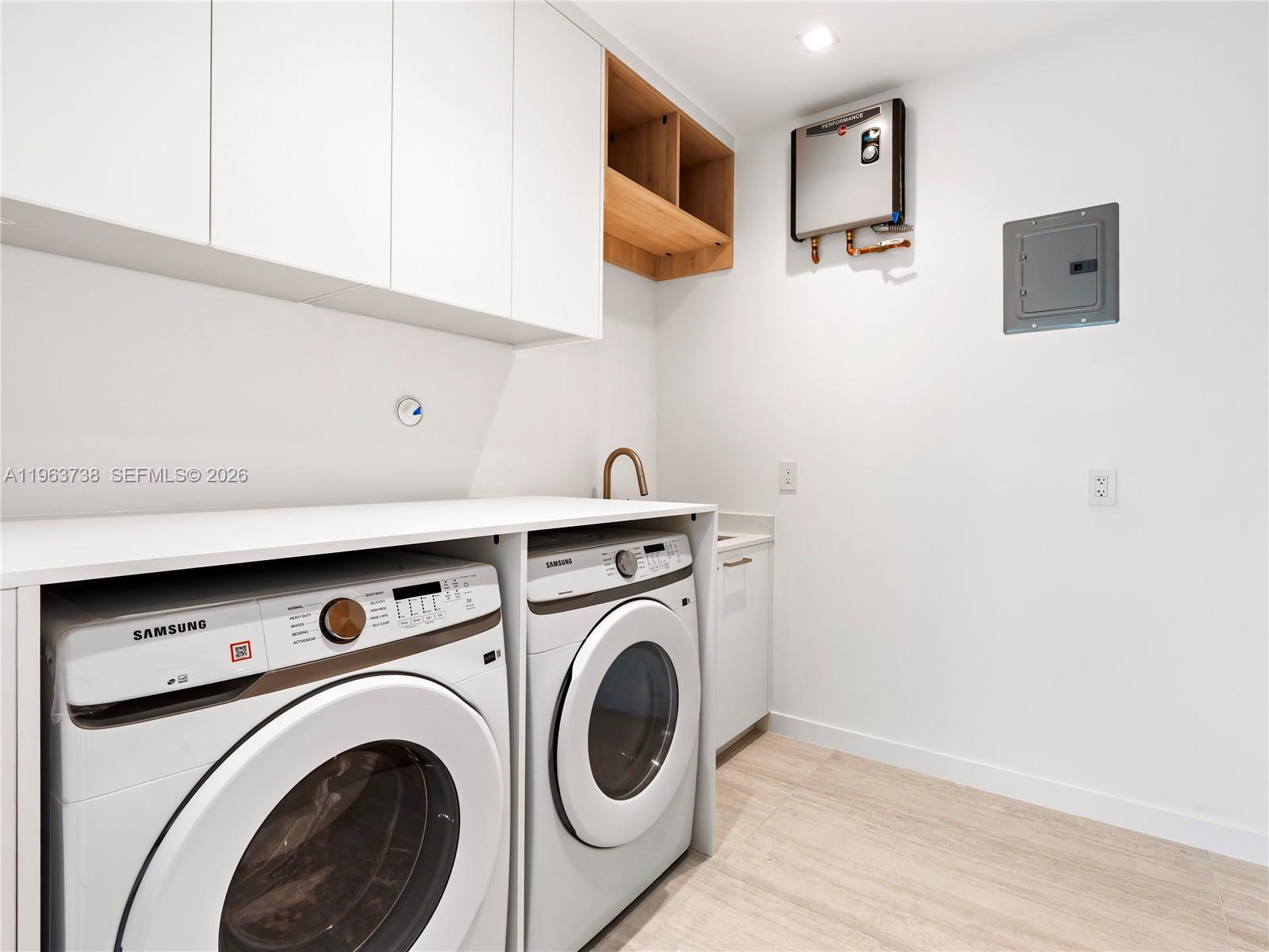 BUSCH SUB - Residential