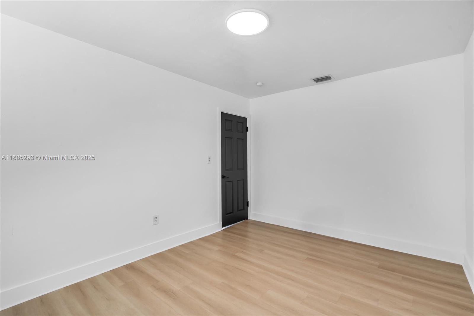MIRAMAR PARK 2ND ADD - Residential