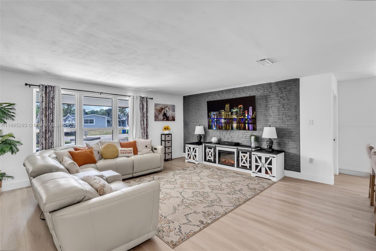 MIRAMAR PARK 2ND ADD - Residential