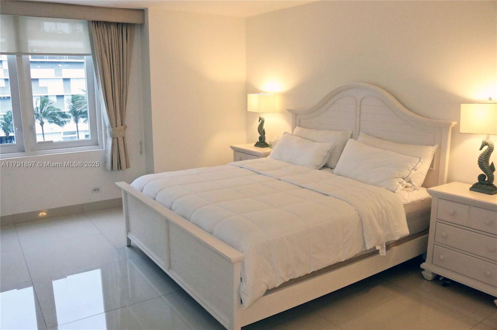 RONEY PALACE CONDO - Residential Lease