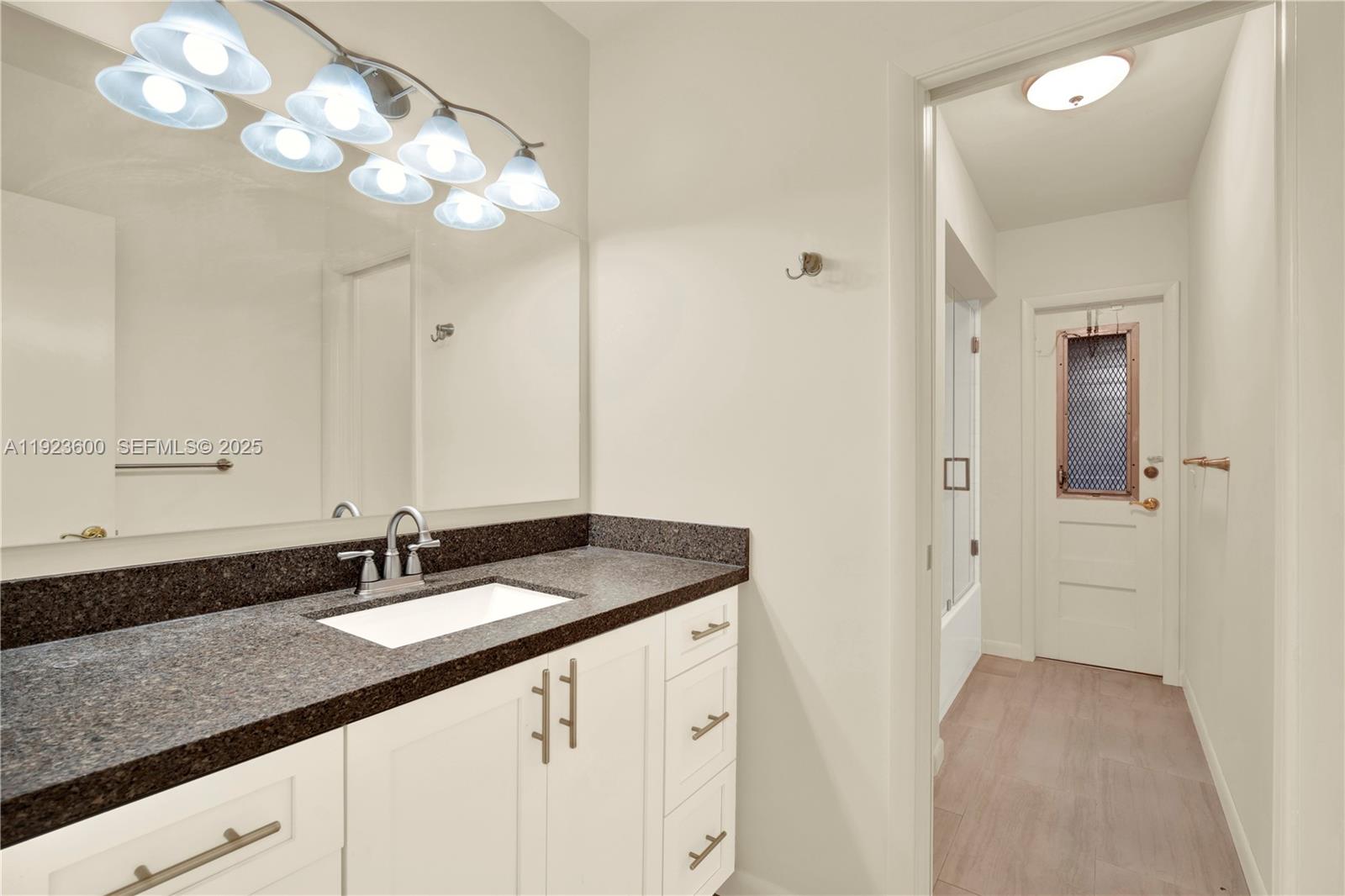 BRIAR BAY URBAN PARK SEC - Residential