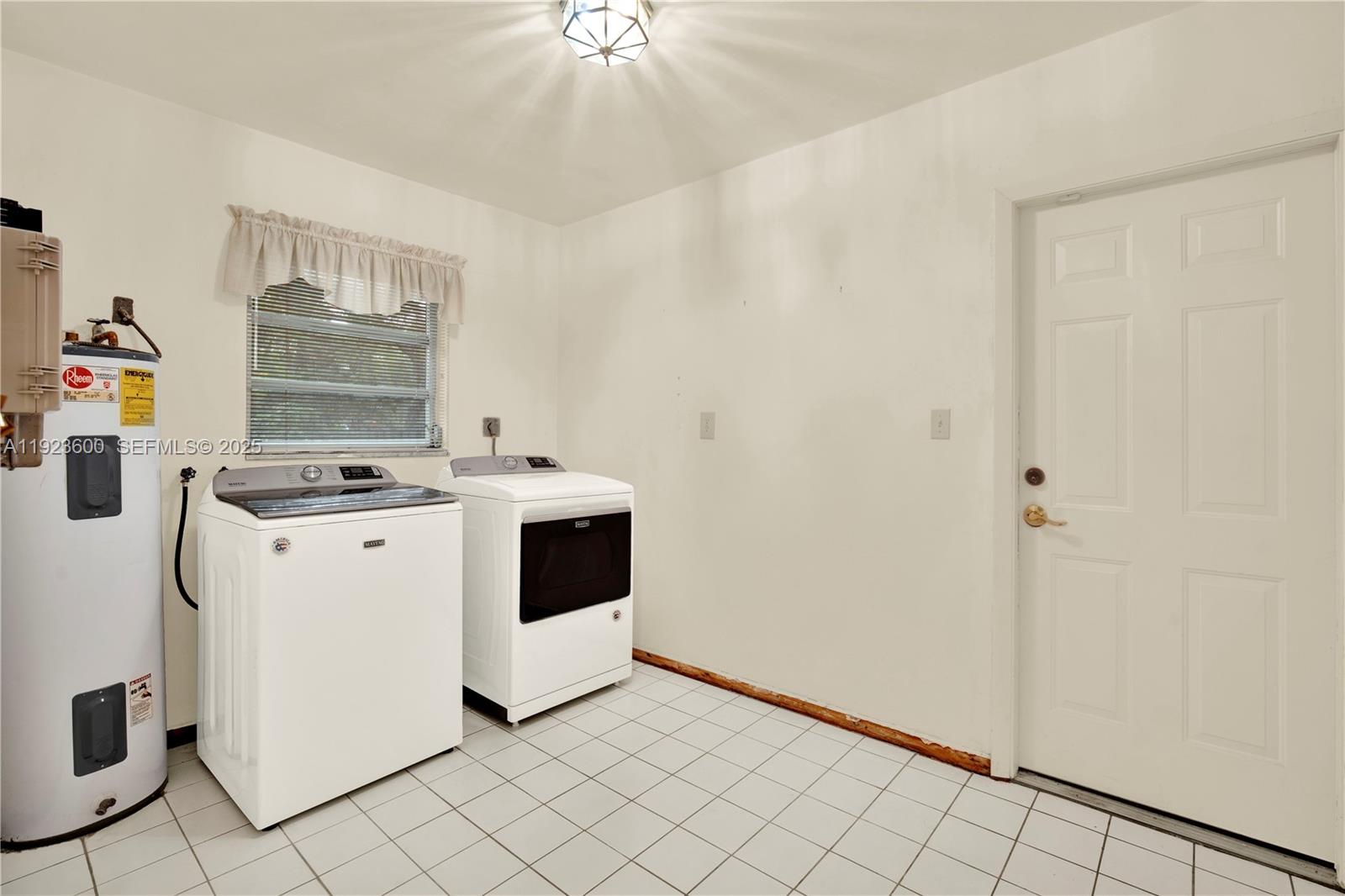 BRIAR BAY URBAN PARK SEC - Residential