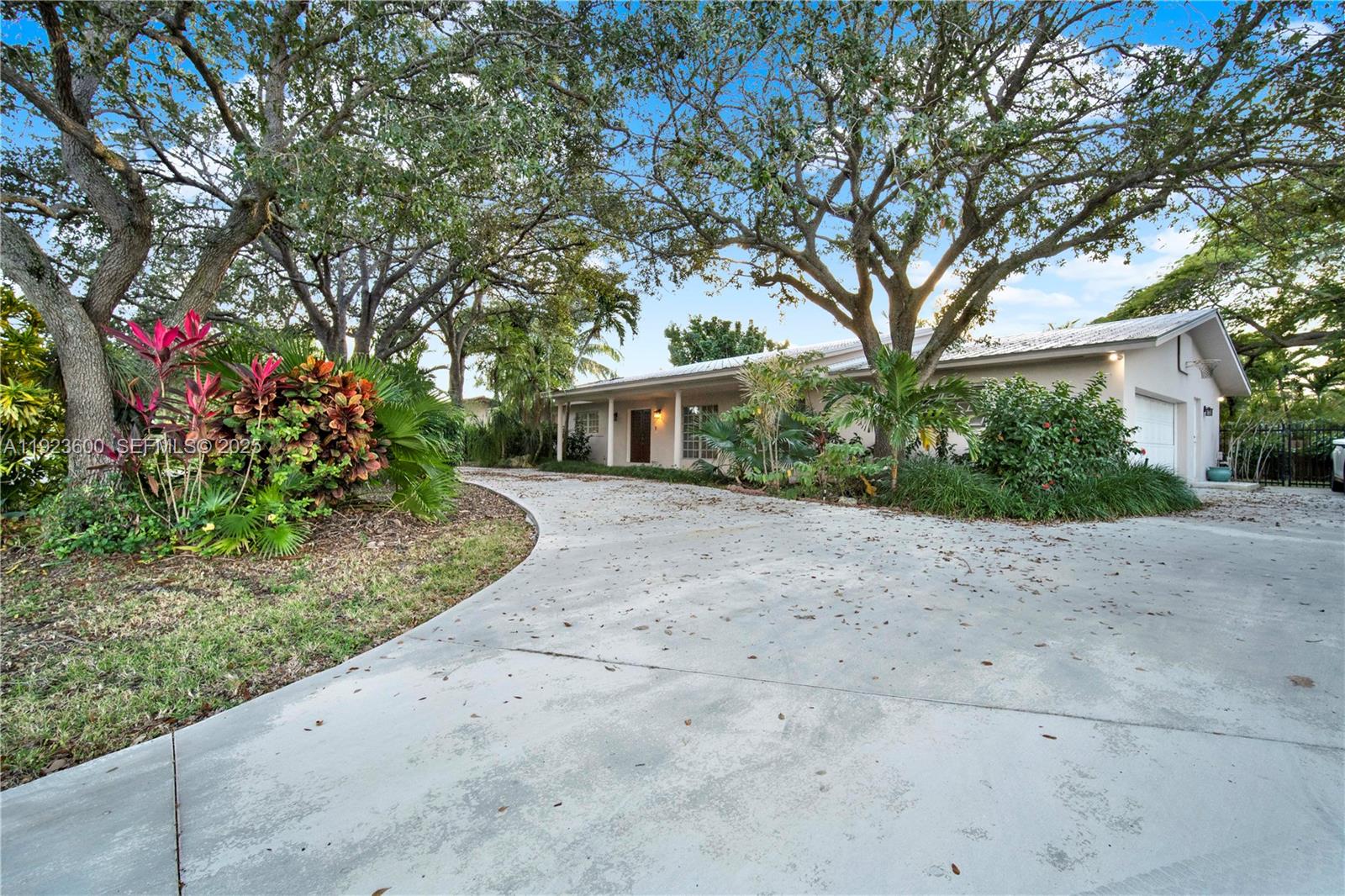 BRIAR BAY URBAN PARK SEC - Residential