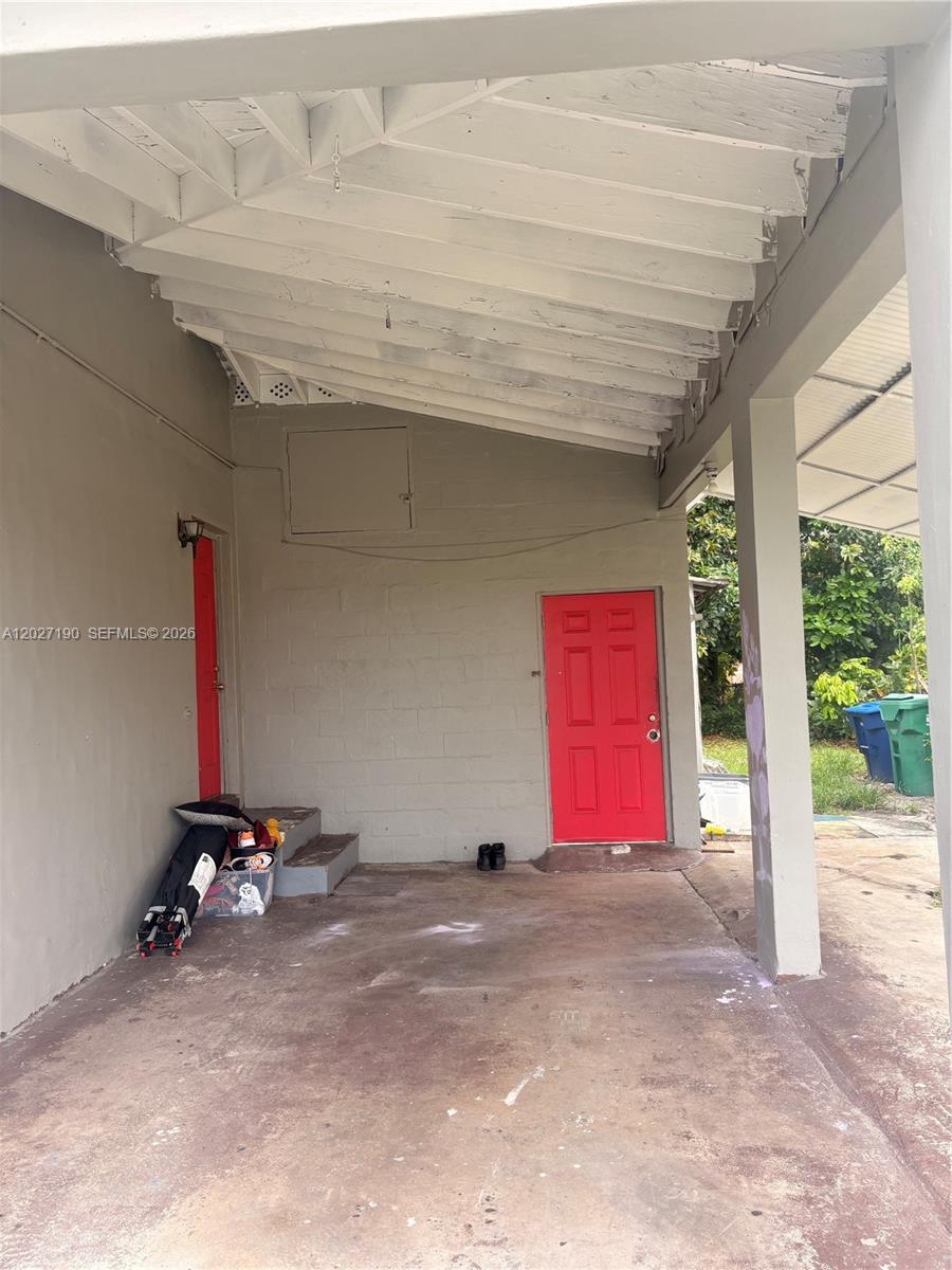 6TH ADDN TO LAWNDALE - Residential