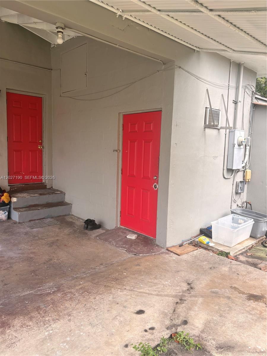 6TH ADDN TO LAWNDALE - Residential