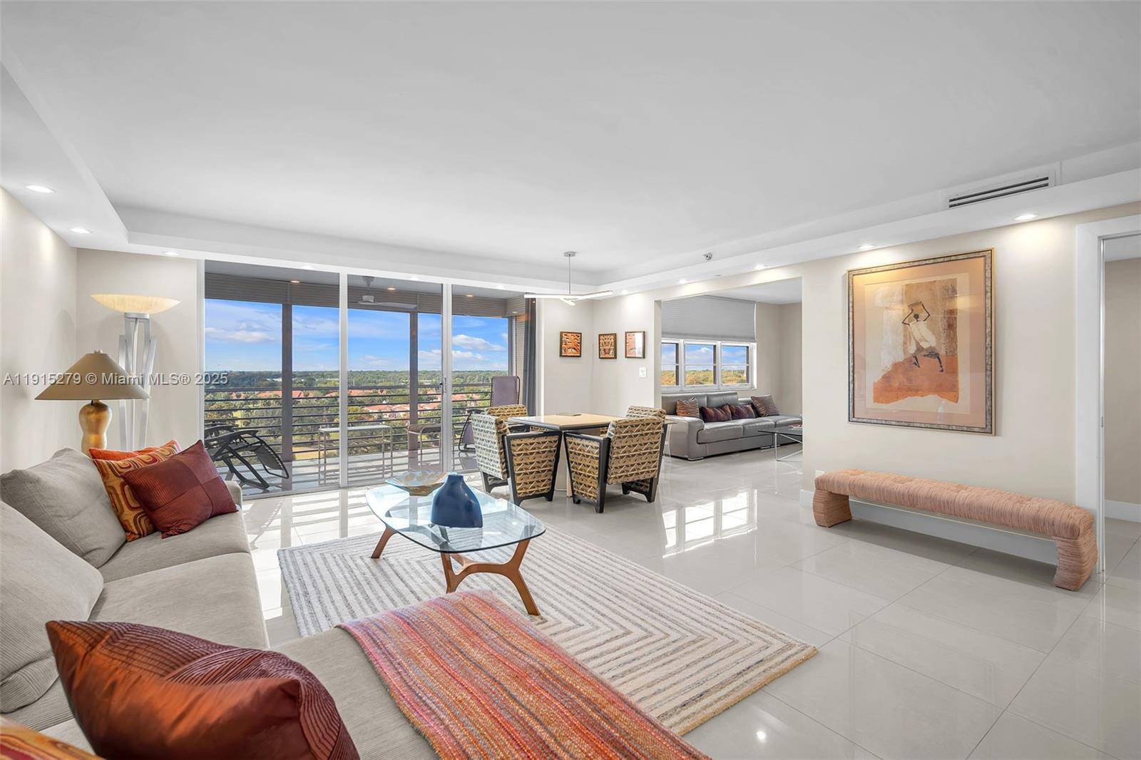 NO 114 PALM-AIRE COUNTRY - Residential Lease