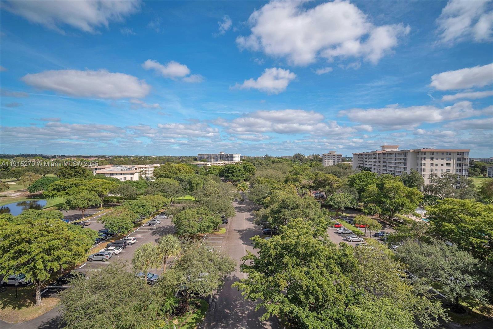 NO 114 PALM-AIRE COUNTRY - Residential Lease