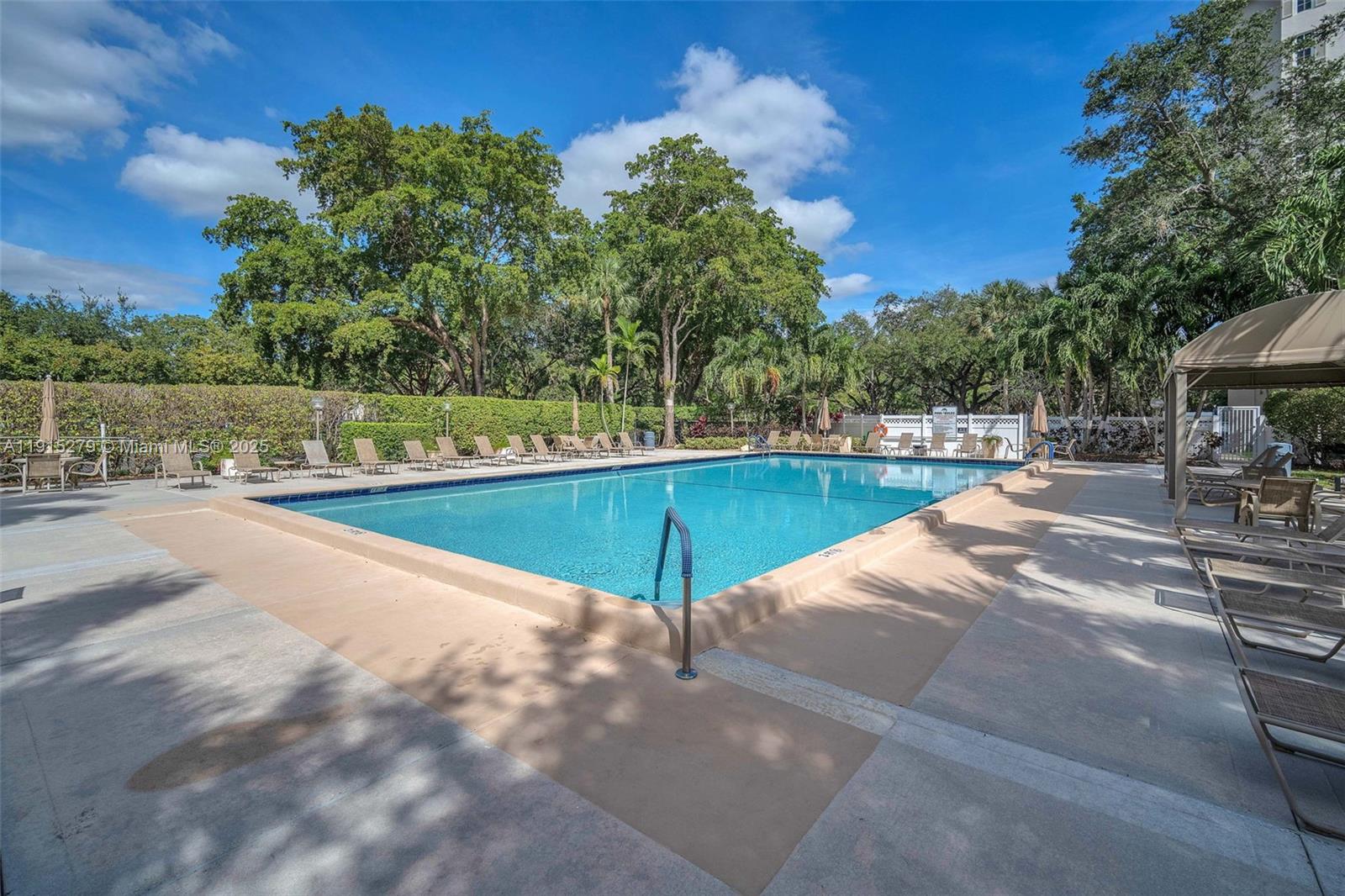 NO 114 PALM-AIRE COUNTRY - Residential Lease