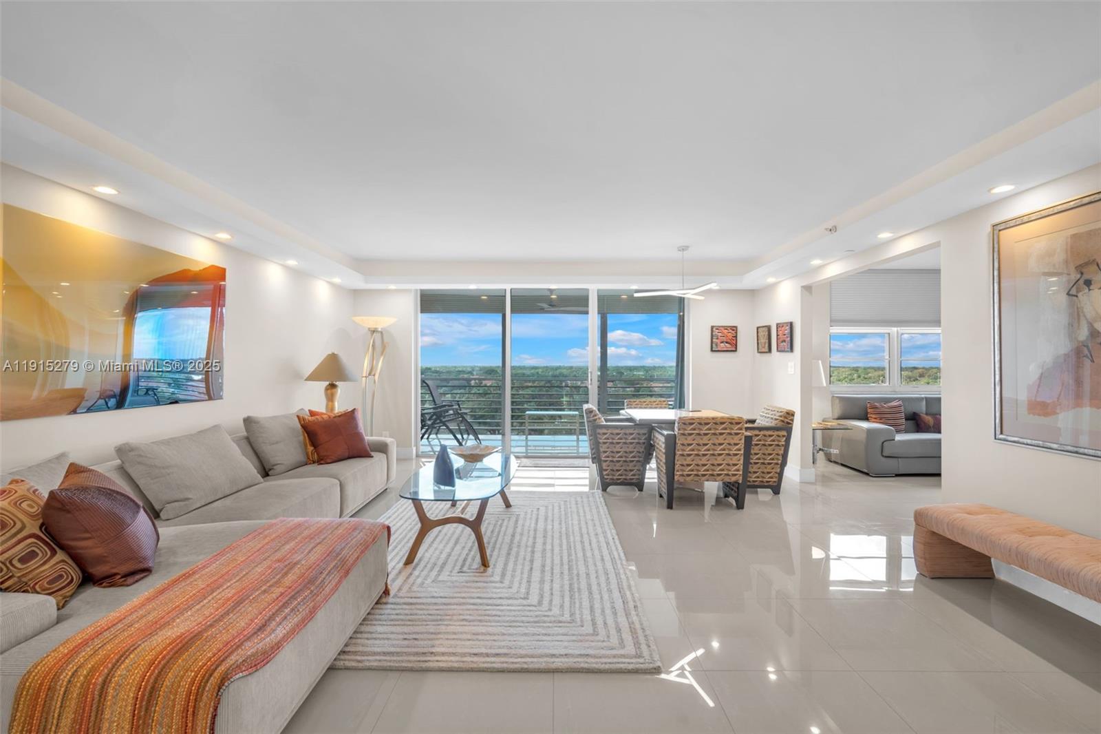 NO 114 PALM-AIRE COUNTRY - Residential Lease