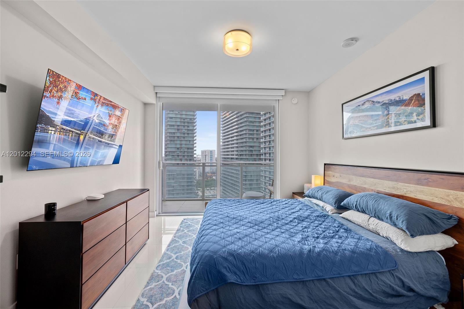 THE BOND - Residential Lease