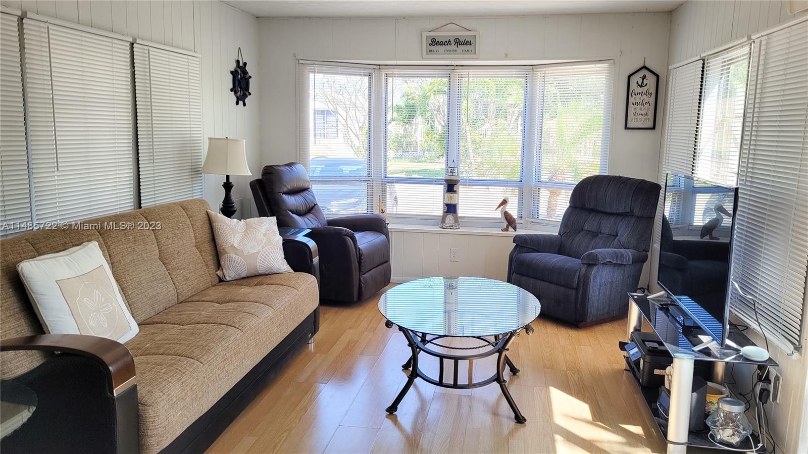 Address Not Disclosed, Dania Beach, Miami-Dade County, Florida - 1 Bedrooms  
1 Bathrooms - 