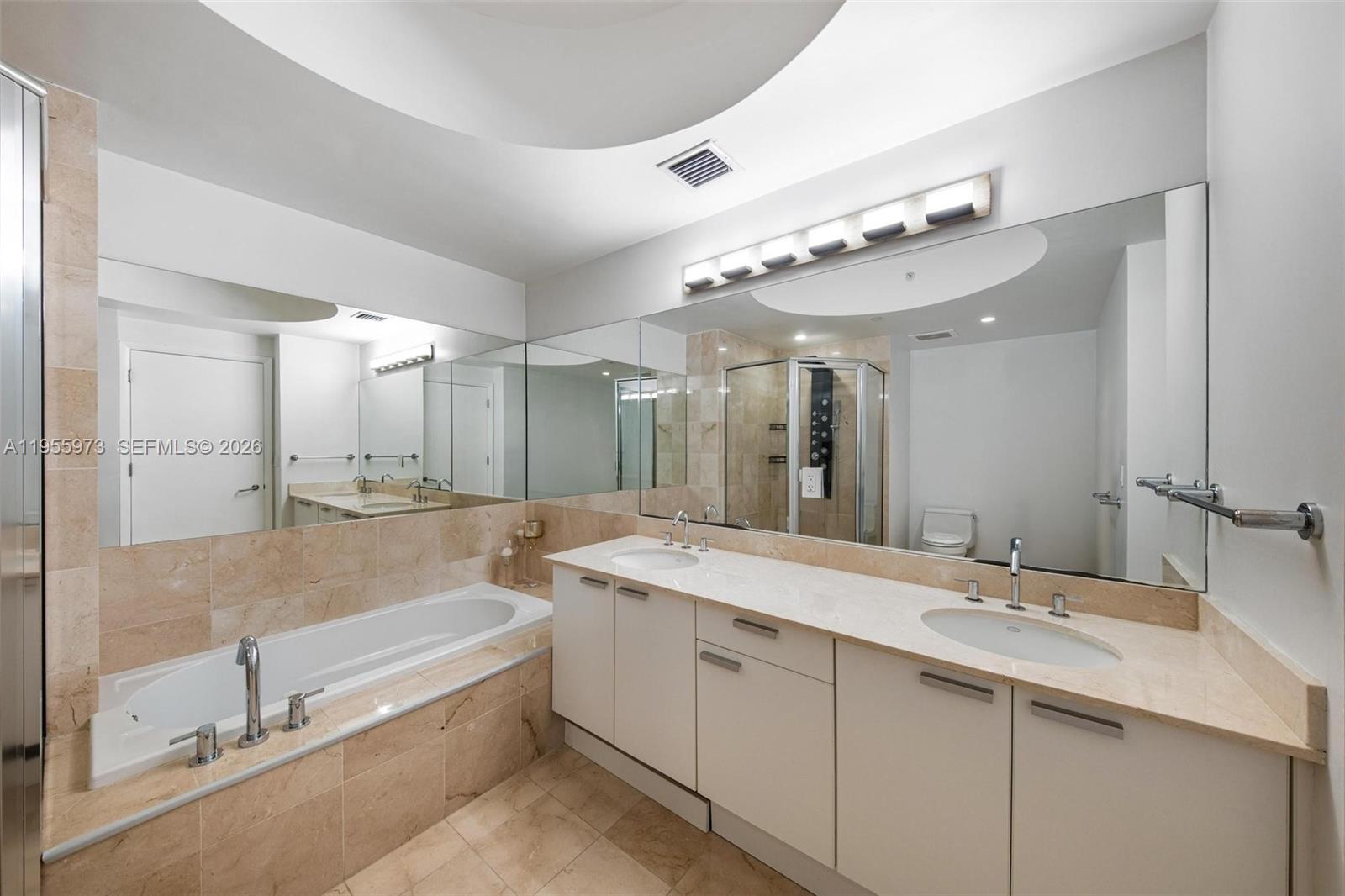 THE ATRIUM AT AVENTURA CO - Residential Lease