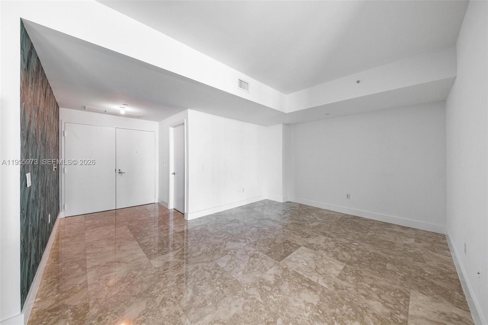 THE ATRIUM AT AVENTURA CO - Residential Lease