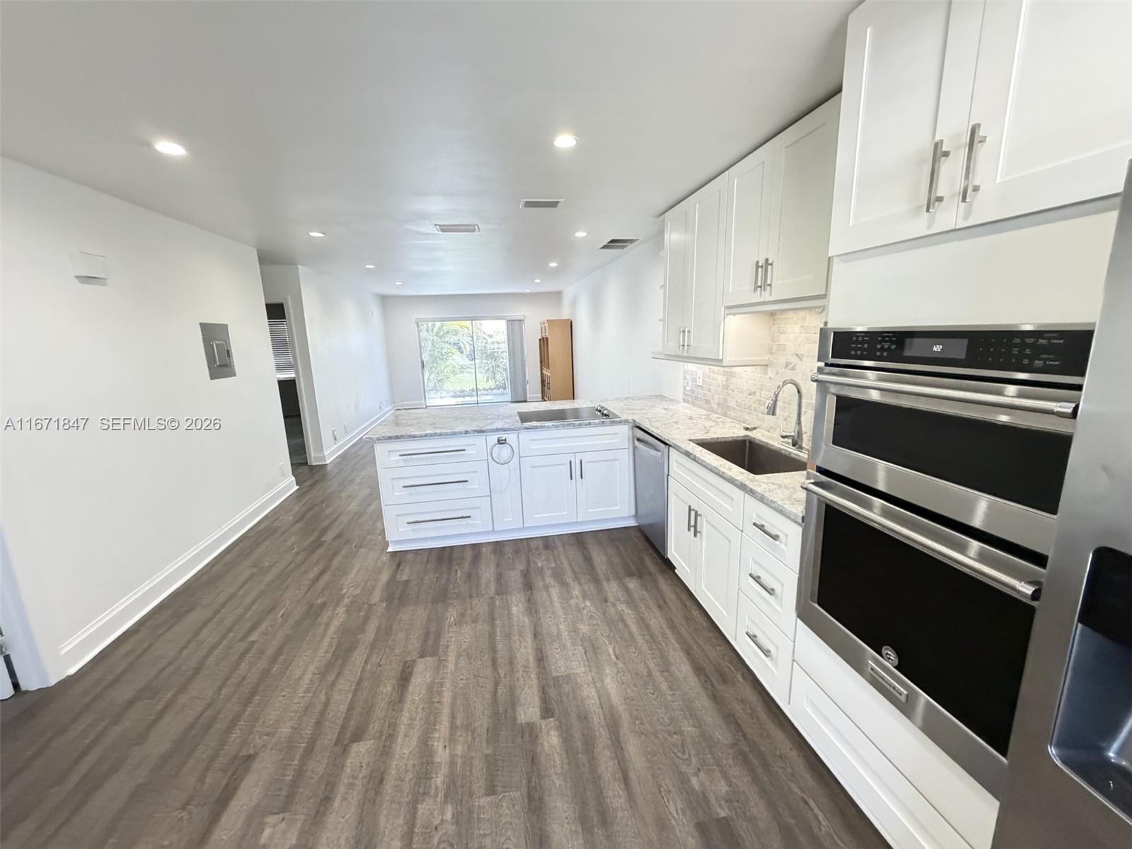 BOCA LAKES CONDO - Residential