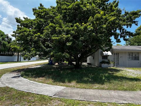 Tiny photo for 295 NW 189th Ter, Miami Gardens, FL 33169 (MLS # A12041980)