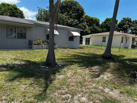 Tiny photo for 295 NW 189th Ter, Miami Gardens, FL 33169 (MLS # A12041980)