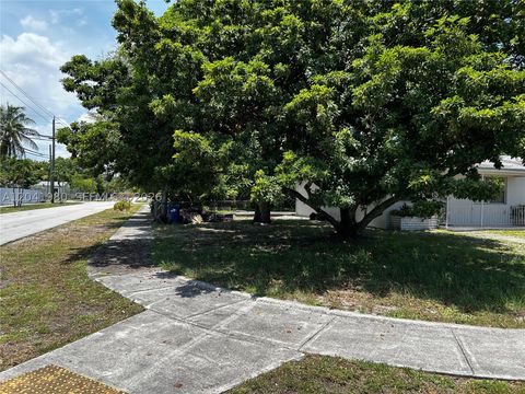 Tiny photo for 295 NW 189th Ter, Miami Gardens, FL 33169 (MLS # A12041980)