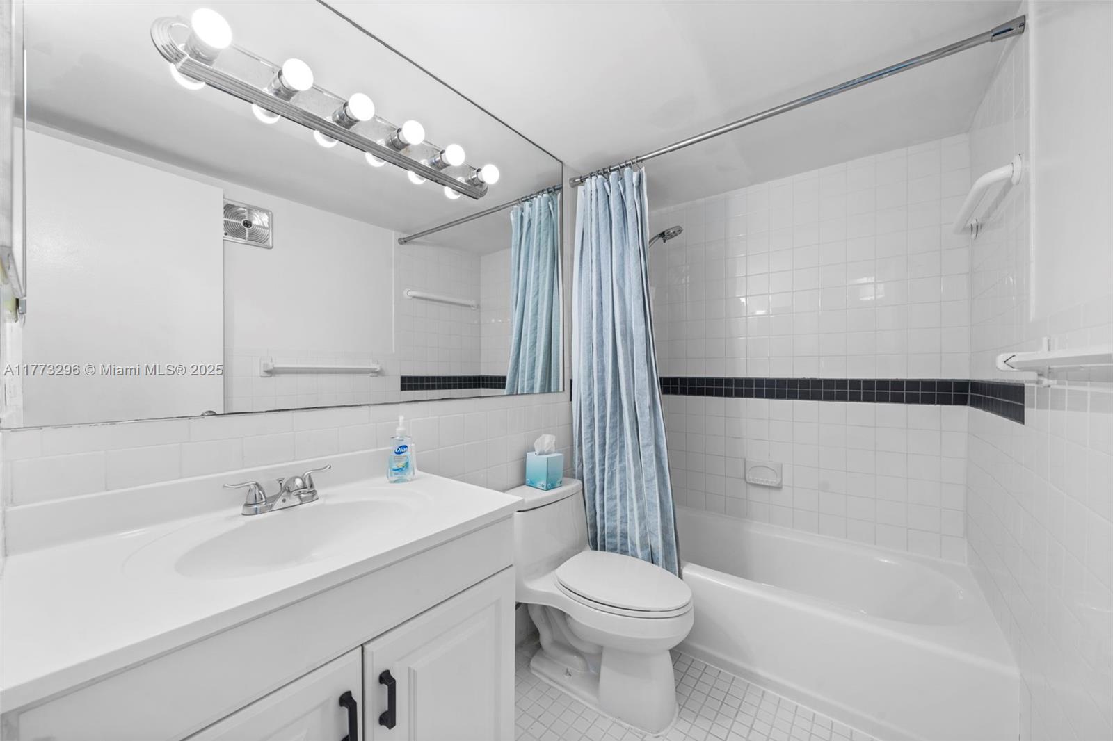 KEY BISCAYNE VI CONDO - Residential Lease