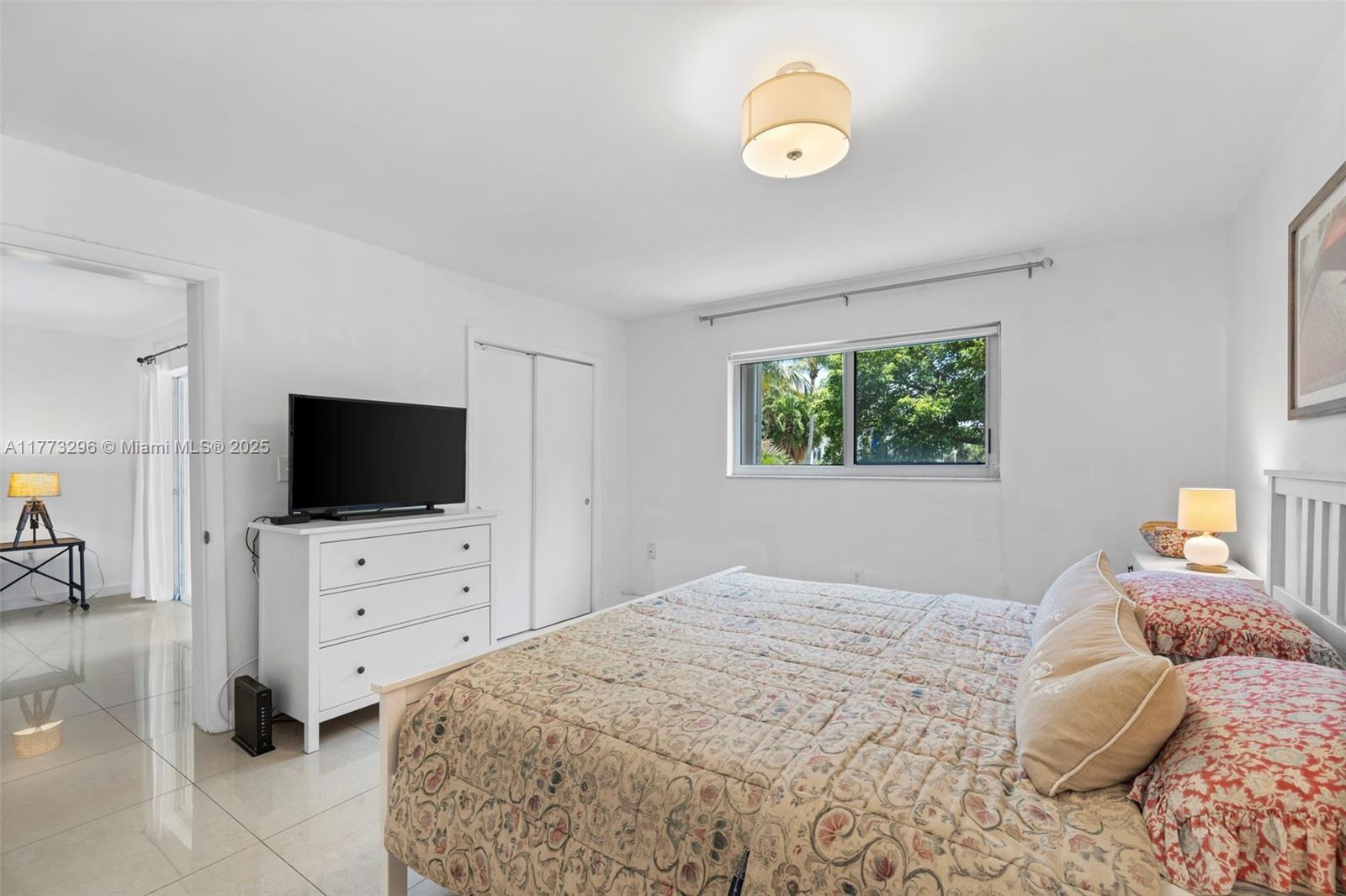 KEY BISCAYNE VI CONDO - Residential Lease