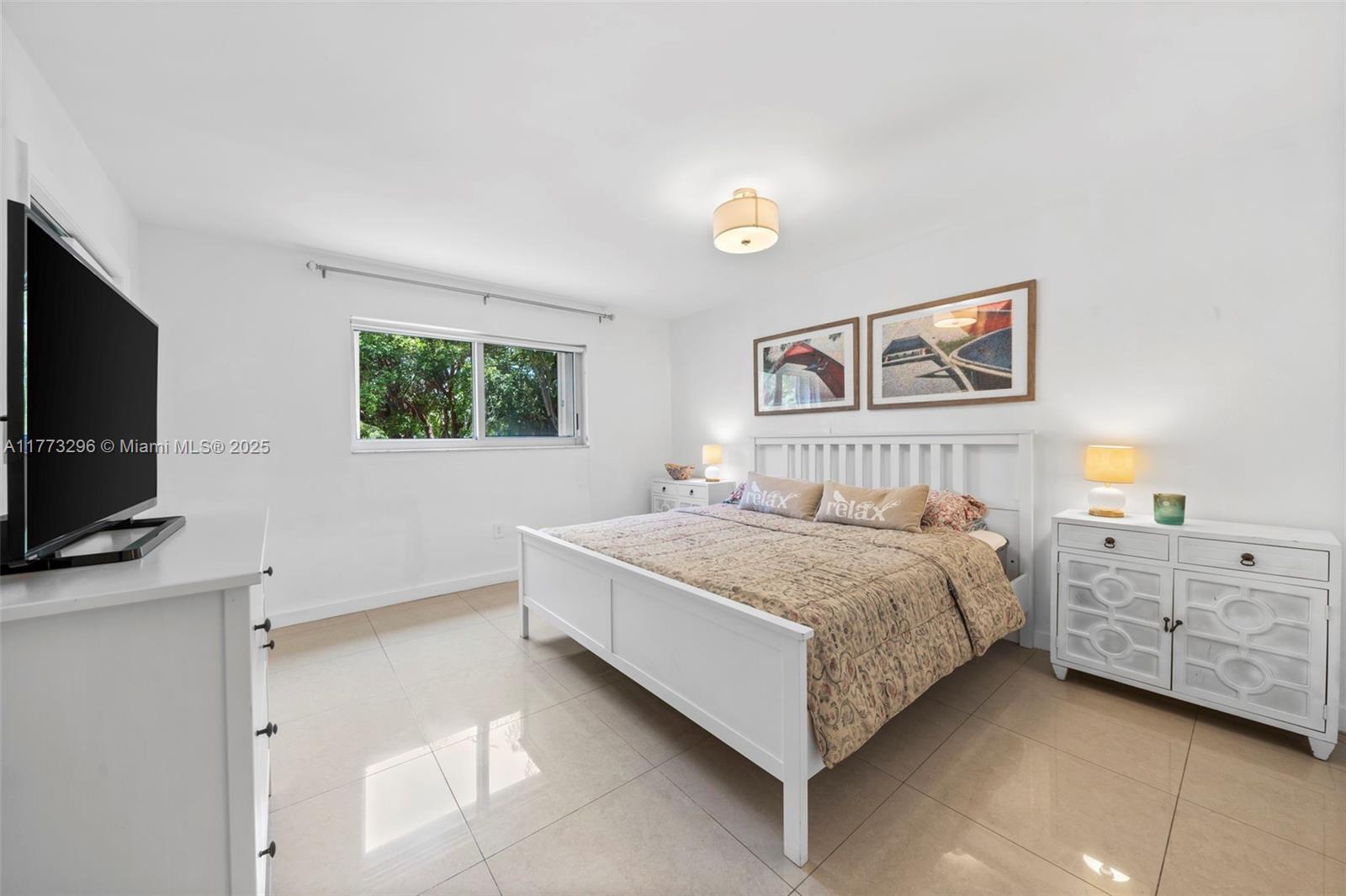 KEY BISCAYNE VI CONDO - Residential Lease