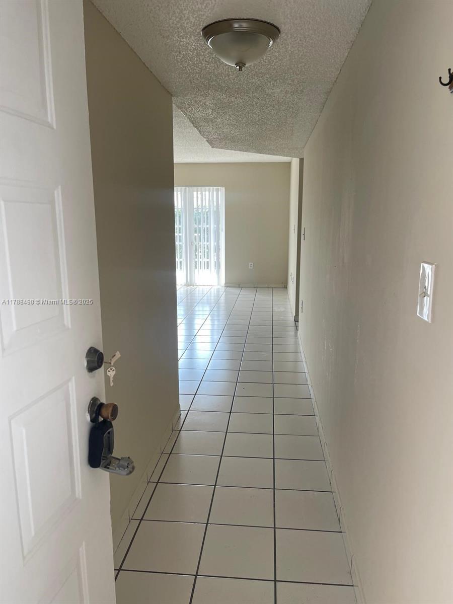 2925 W 80th St 101