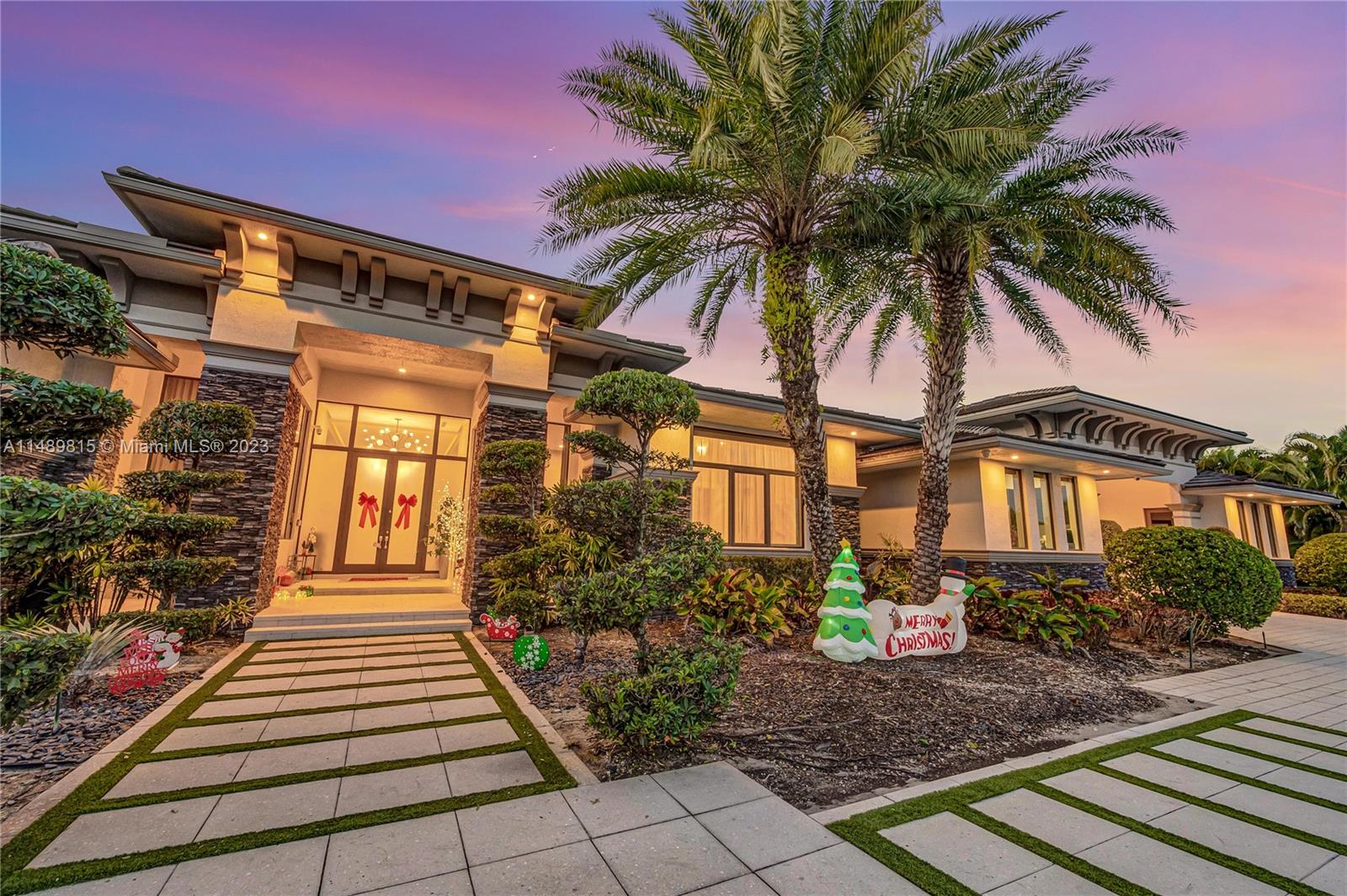 PLANTATION ACRES - Residential