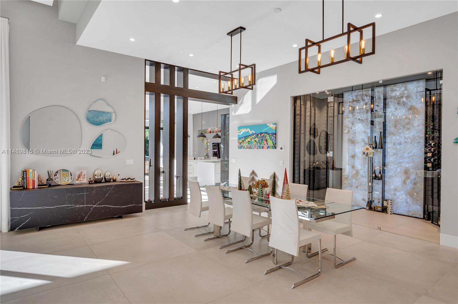 PLANTATION ACRES - Residential