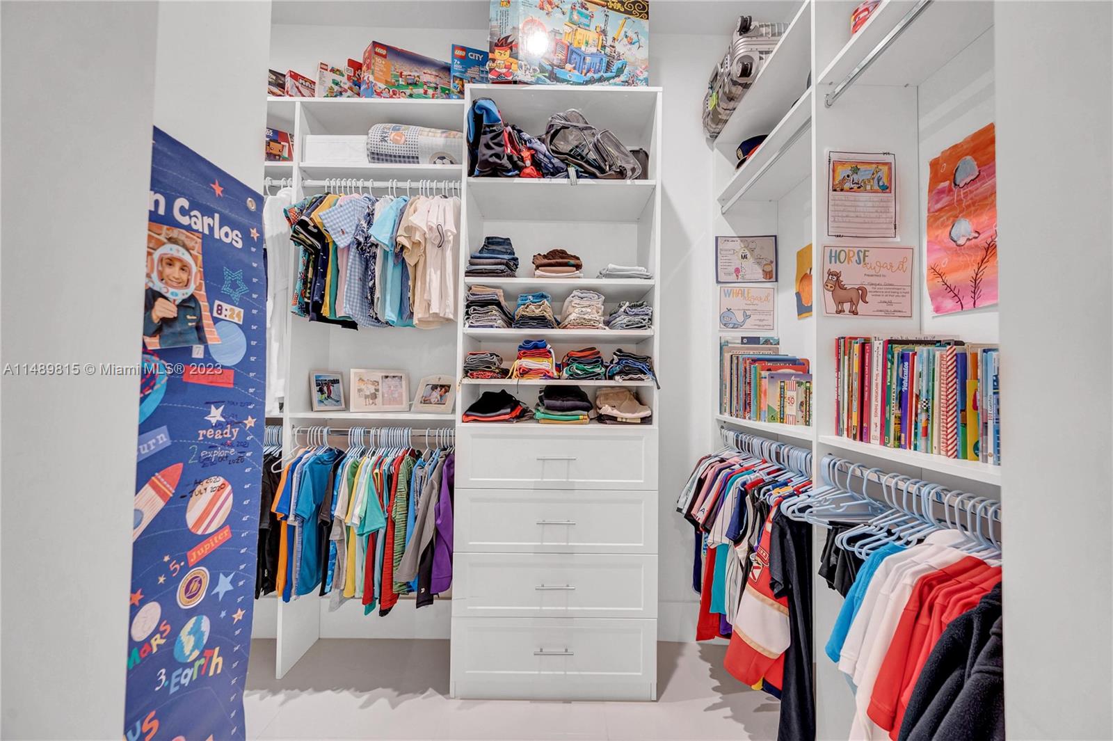 PLANTATION ACRES - Residential