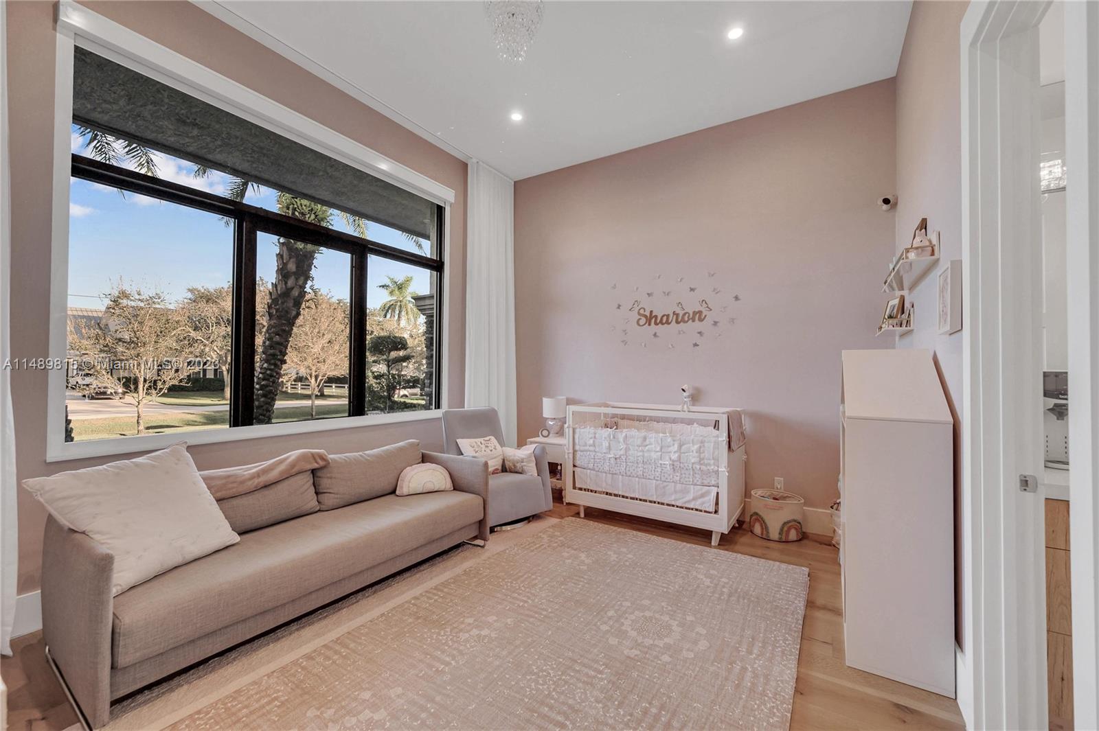 PLANTATION ACRES - Residential