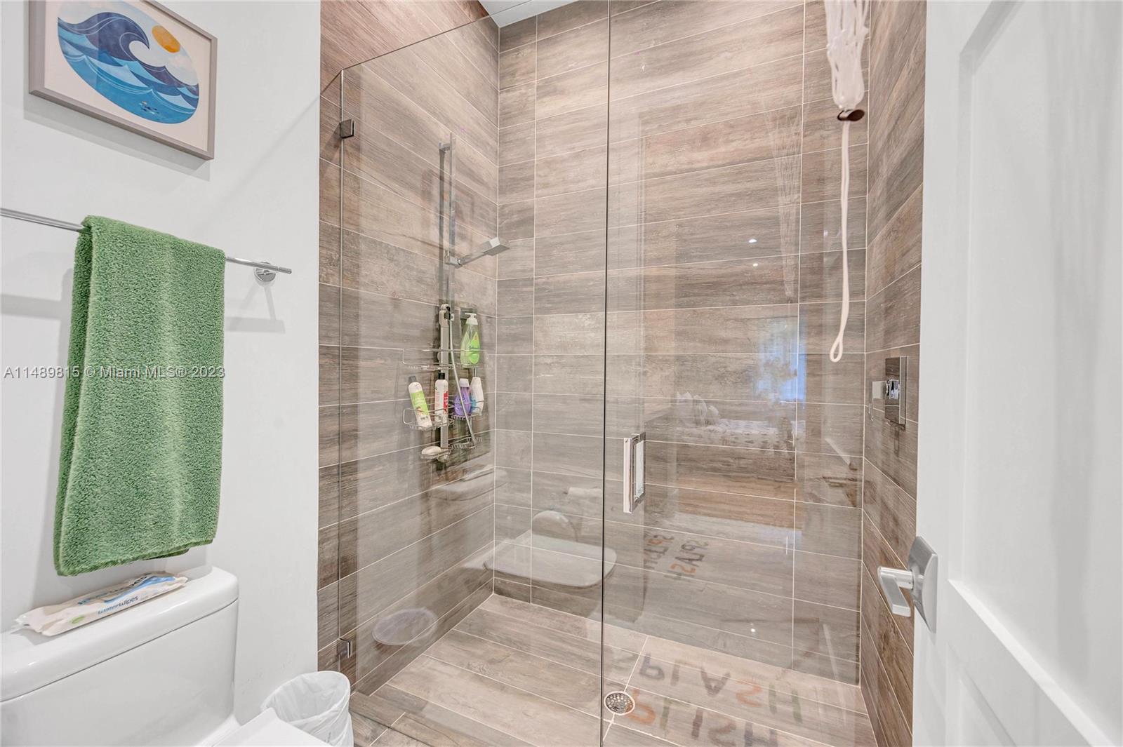 PLANTATION ACRES - Residential