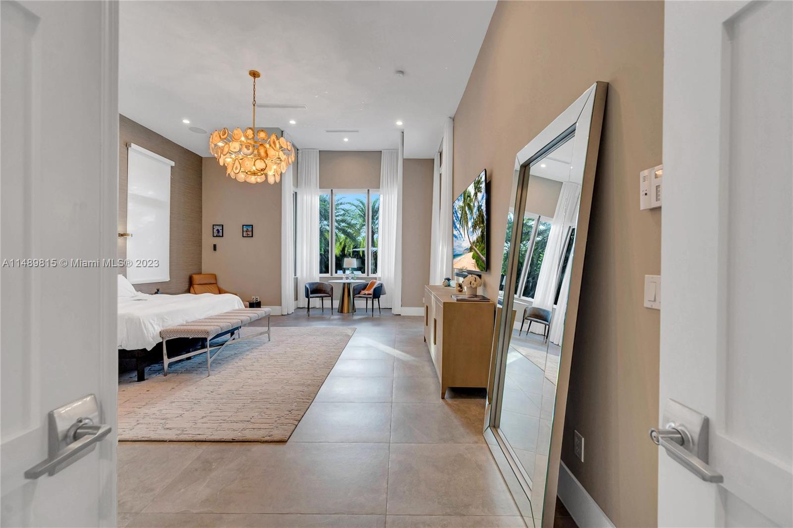 PLANTATION ACRES - Residential